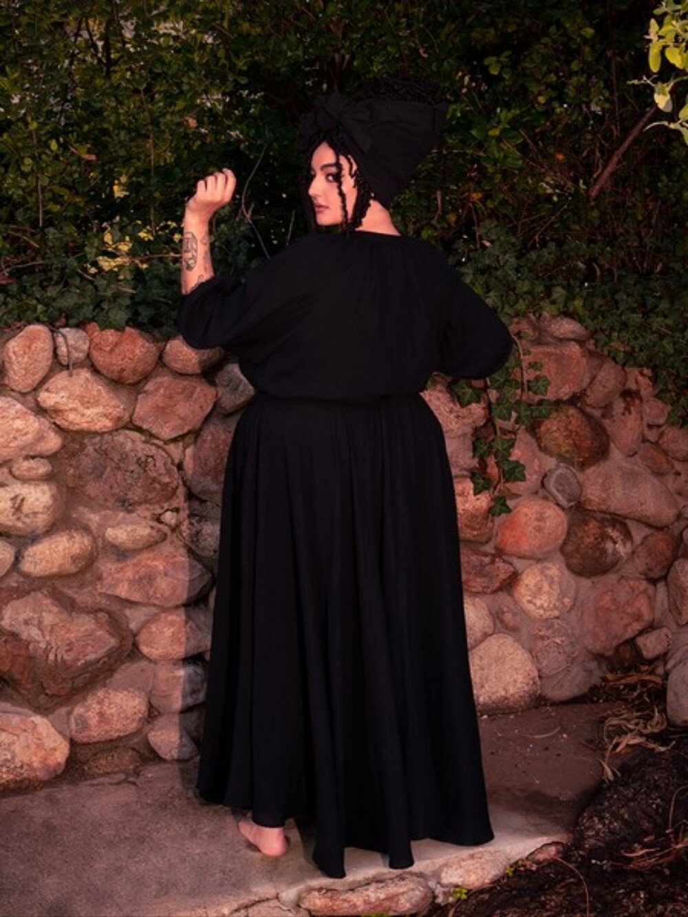 La Femme en Noir Coven Maxi Tunic Dress - Picture 10 of 16